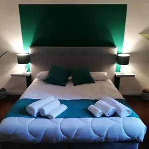 Shine House Roma