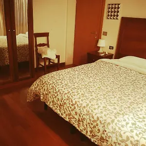 https://ca-gengi-apartment.hotelinveneto.com